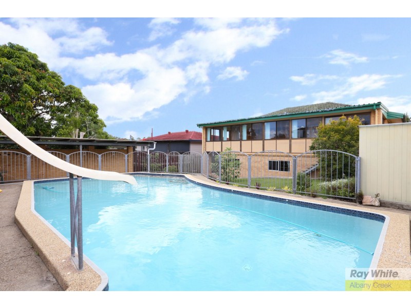 13 Derrima Crescent, Ferny Hills QLD 4055