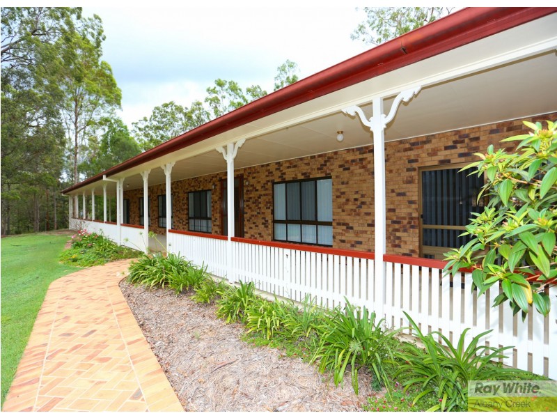 5 Bracken Court, Cashmere QLD 4500