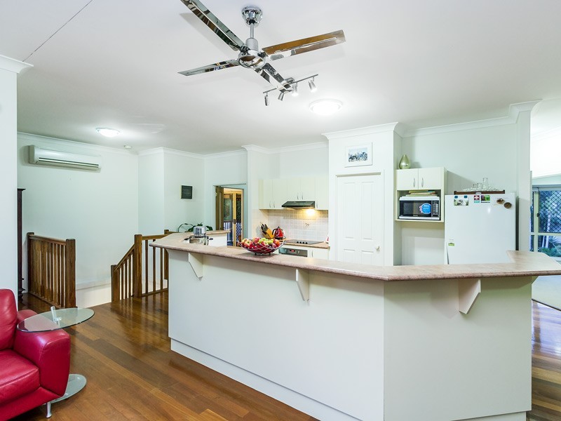 13 Bangalow Place, Albany Creek QLD 4035