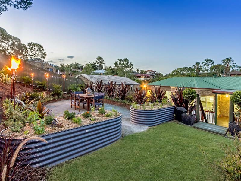 13 Bangalow Place, Albany Creek QLD 4035