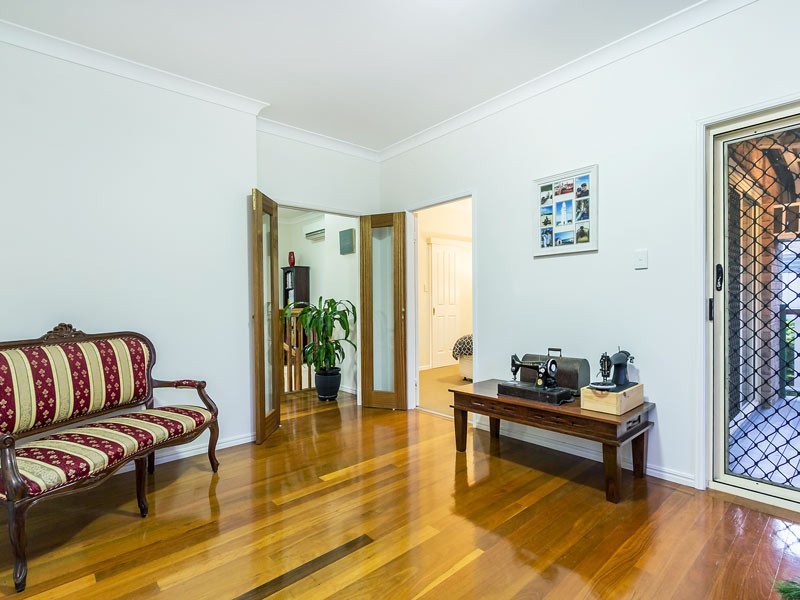 13 Bangalow Place, Albany Creek QLD 4035