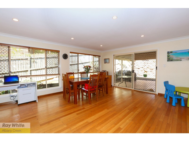 9 Phoenix Court, Eatons Hill QLD 4037