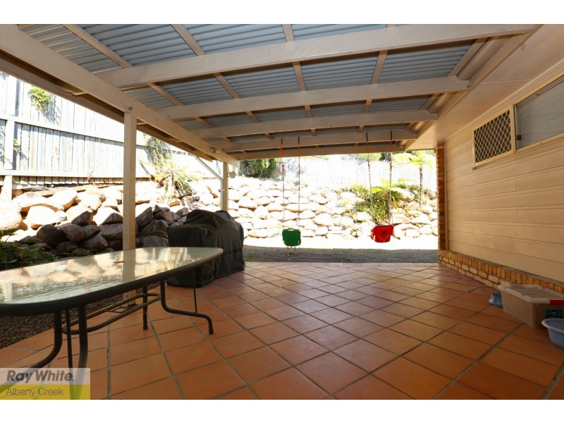 9 Phoenix Court, Eatons Hill QLD 4037