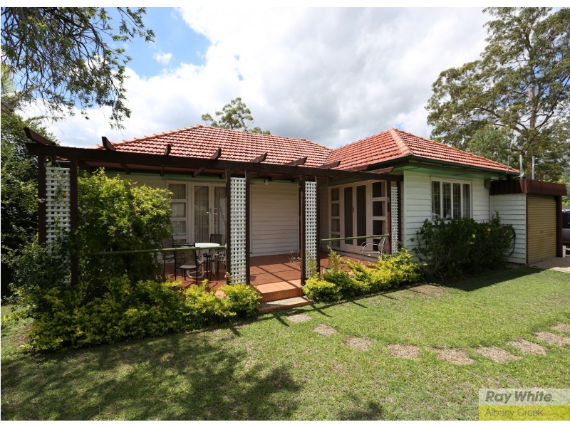 59 Plucks Road, Arana Hills QLD 4054