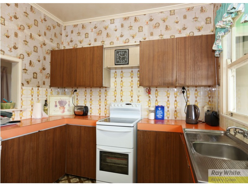 59 Plucks Road, Arana Hills QLD 4054