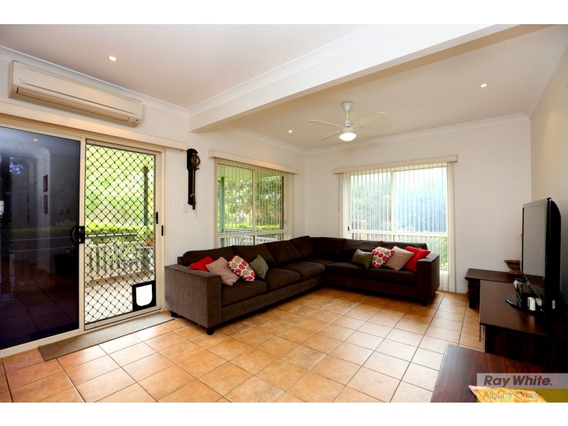 27 Bunya Lake Court, Bunya QLD 4055