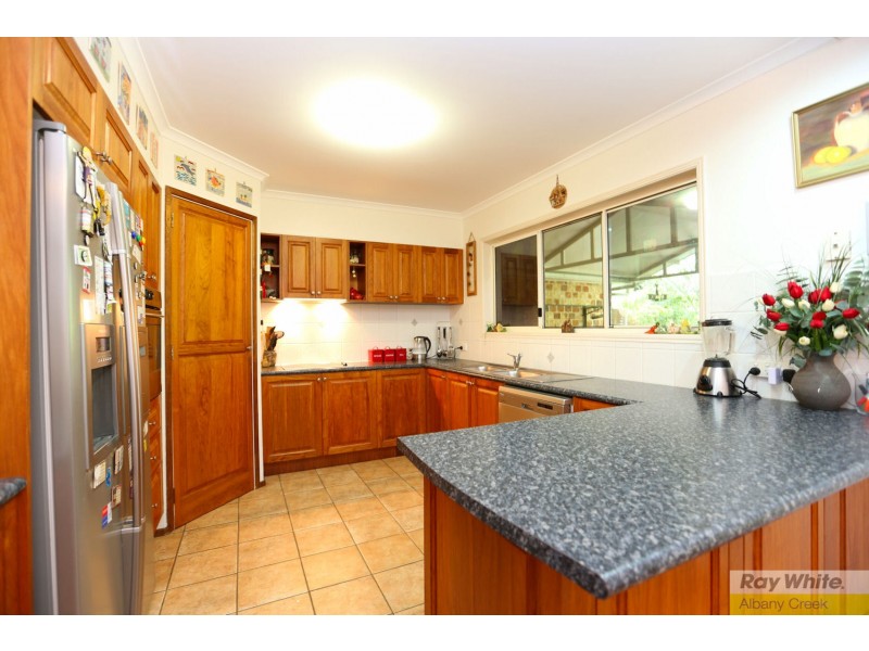 27 Bunya Lake Court, Bunya QLD 4055