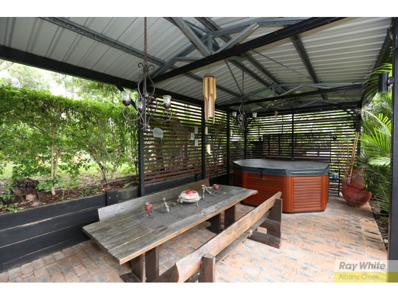 27 Bunya Lake Court, Bunya QLD 4055