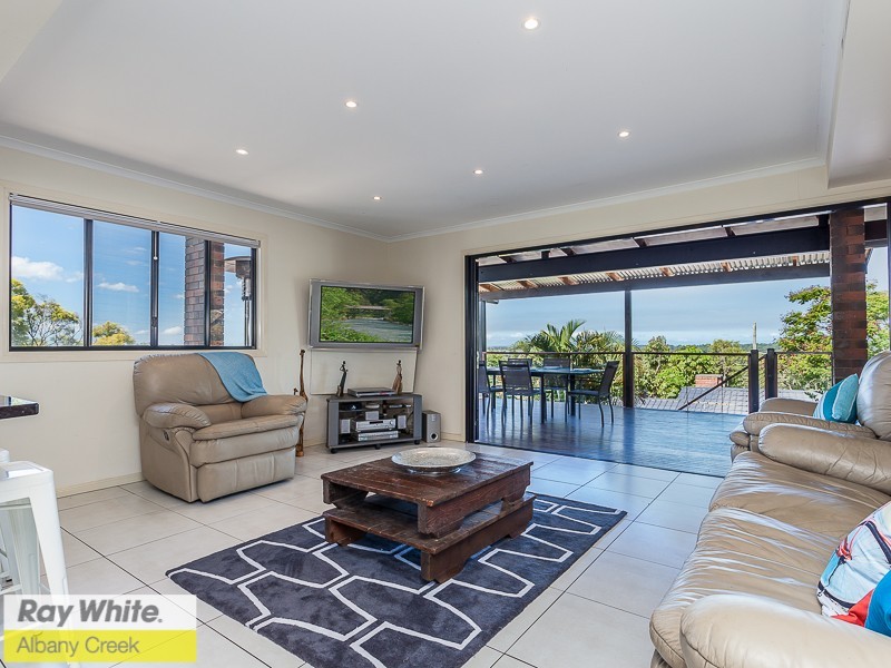 3 Janus Court, Eatons Hill QLD 4037