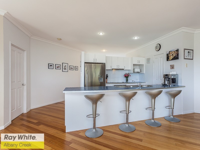 4 Georgette Court, Eatons Hill QLD 4037