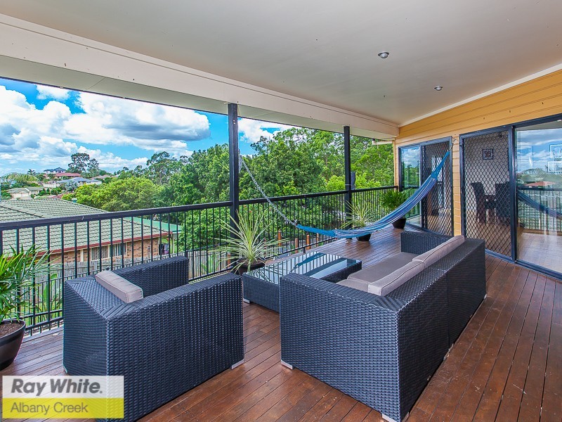 4 Georgette Court, Eatons Hill QLD 4037