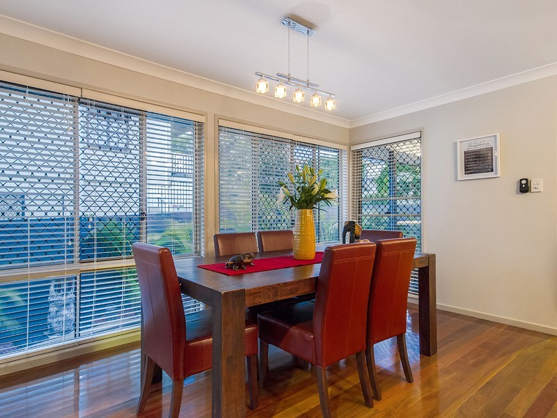 3 Renae Court, Eatons Hill QLD 4037