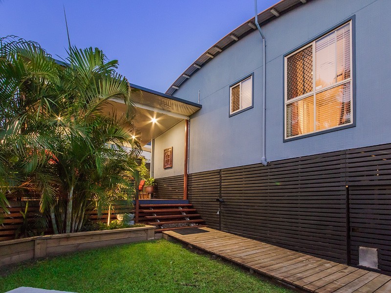 3 Renae Court, Eatons Hill QLD 4037