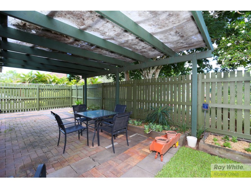 25 Quinnia Court, Ferny Hills QLD 4055