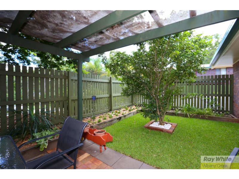 25 Quinnia Court, Ferny Hills QLD 4055