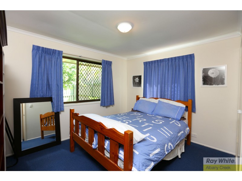 25 Quinnia Court, Ferny Hills QLD 4055