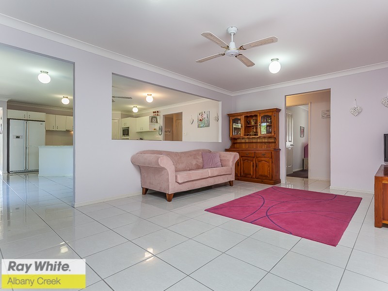 2 Elle Court, Cashmere QLD 4500