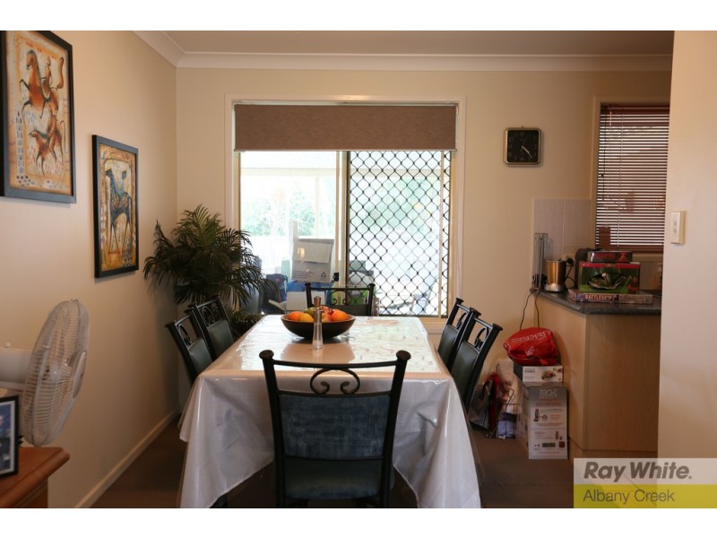 8 Ilona Place, Eatons Hill QLD 4037