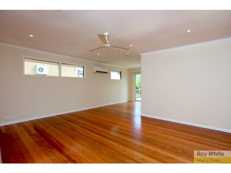 25 Olympus Court, Eatons Hill QLD 4037