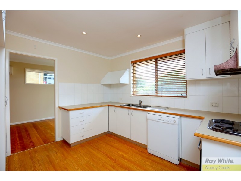 25 Olympus Court, Eatons Hill QLD 4037