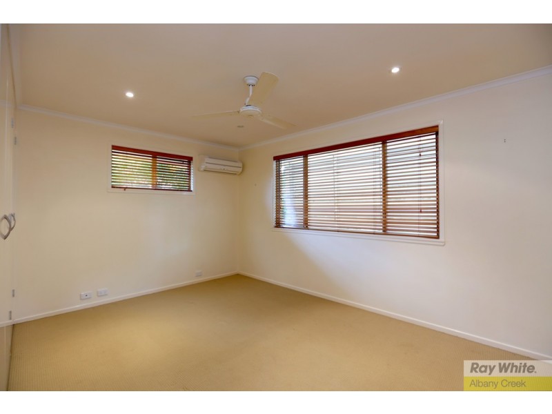 25 Olympus Court, Eatons Hill QLD 4037