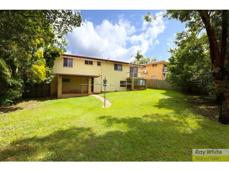 25 Olympus Court, Eatons Hill QLD 4037