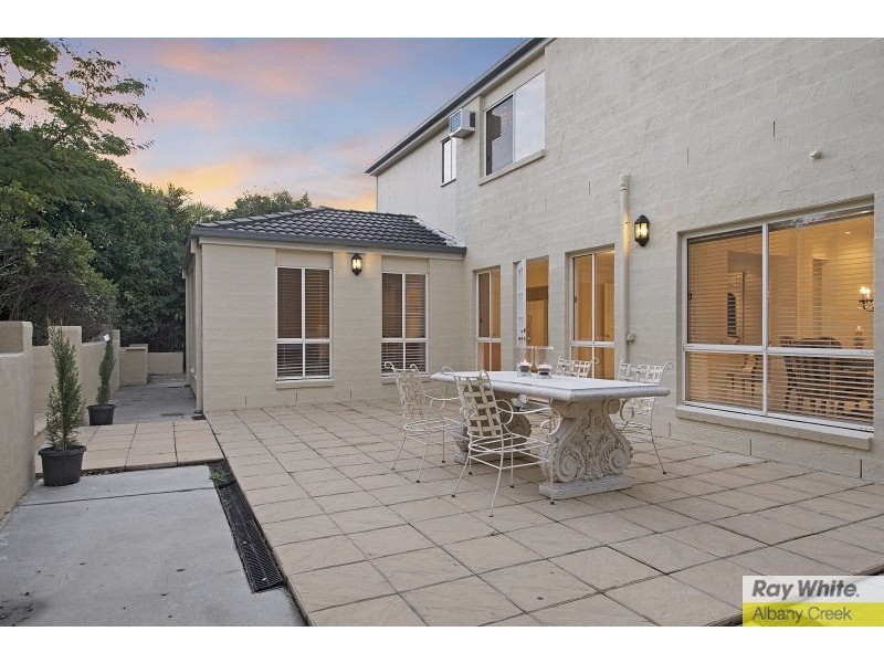 2 Angel Court, Eatons Hill QLD 4037