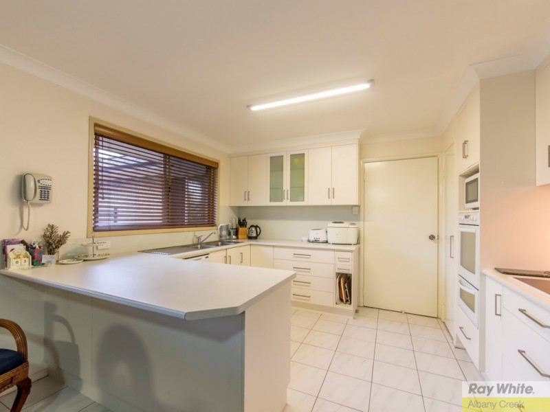 70 Faheys Road West, Albany Creek QLD 4035