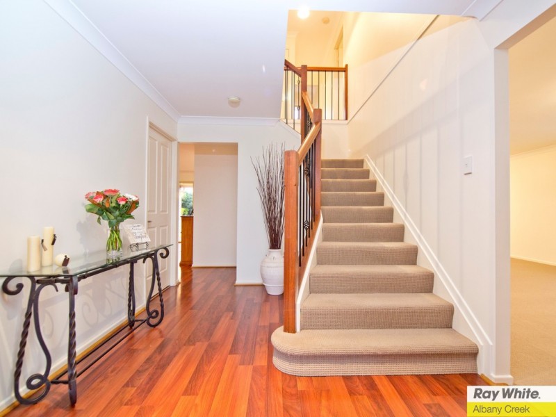 18 Toressian Place, Cashmere QLD 4500