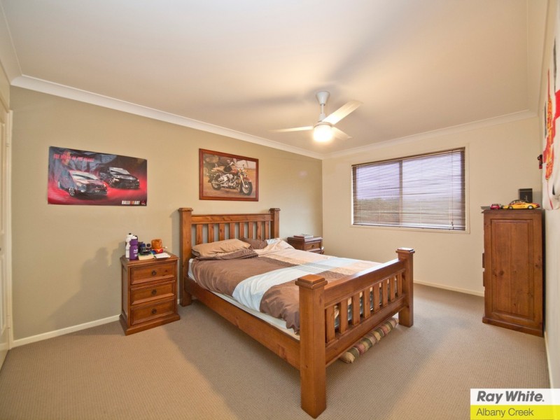 18 Toressian Place, Cashmere QLD 4500