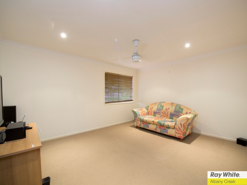 18 Toressian Place, Cashmere QLD 4500