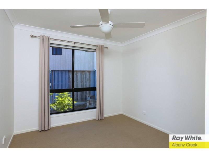 12 Talisman Court, Eatons Hill QLD 4037