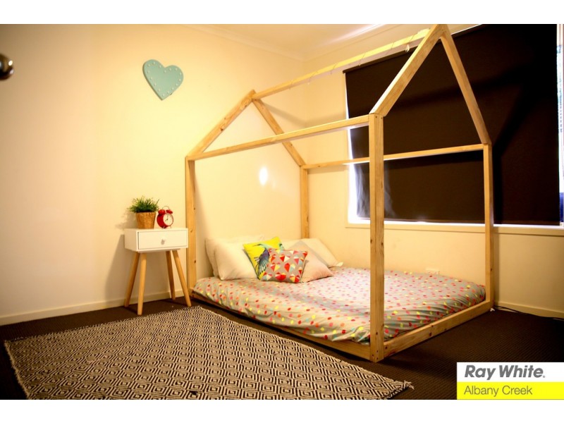 21 Tanager Street, Albany Creek QLD 4035