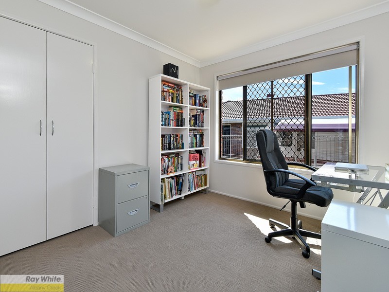 6 Lark Court, Albany Creek QLD 4035