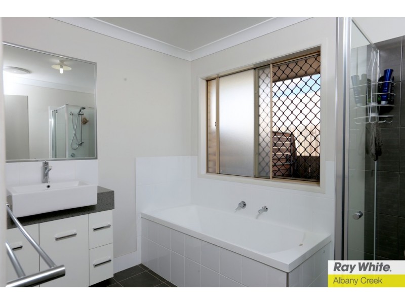 8 Miranda Street, Warner QLD 4500