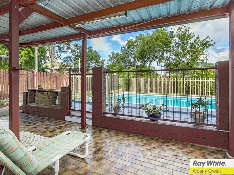 15 Bevlin Court, Albany Creek QLD 4035