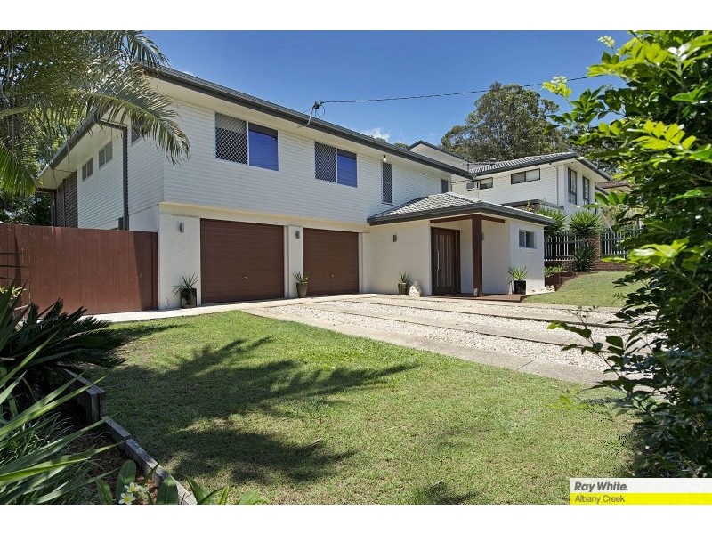 11 Faheys Road East, Albany Creek QLD 4035