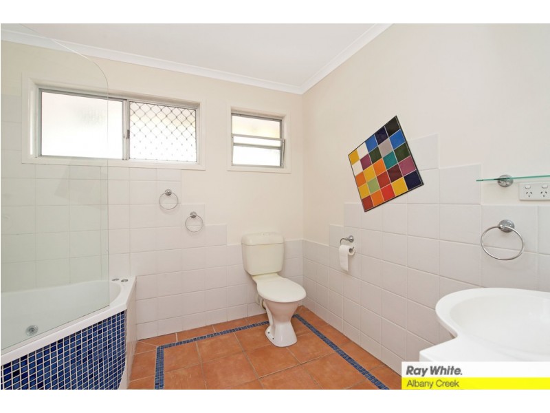 1 Sesame Street, Albany Creek QLD 4035