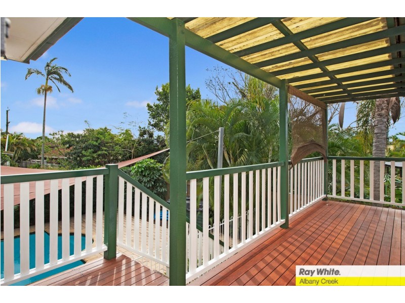 1 Sesame Street, Albany Creek QLD 4035