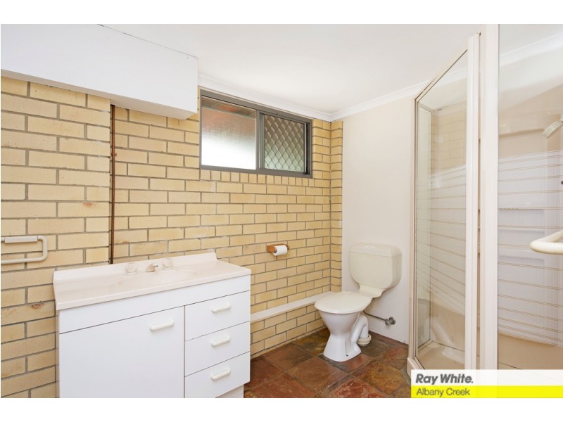 1 Sesame Street, Albany Creek QLD 4035