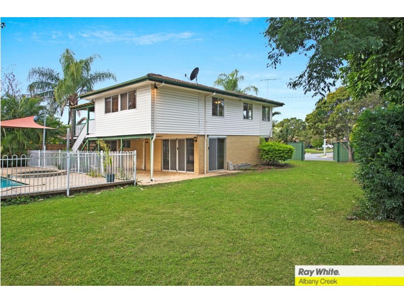1 Sesame Street, Albany Creek QLD 4035