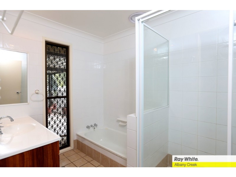 6 Carroo Court, Albany Creek QLD 4035