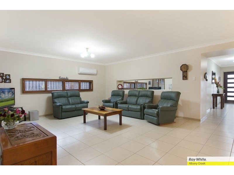 12 Rivergum Drive, Eatons Hill QLD 4037