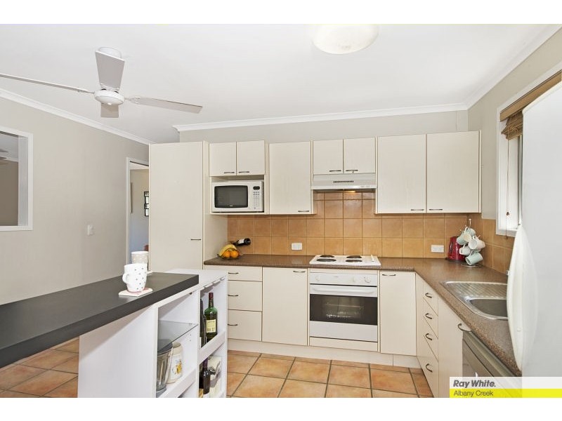 7 Folkstone Avenue, Albany Creek QLD 4035