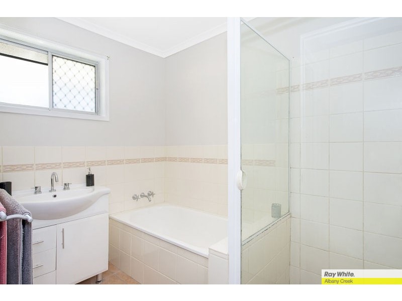 7 Folkstone Avenue, Albany Creek QLD 4035