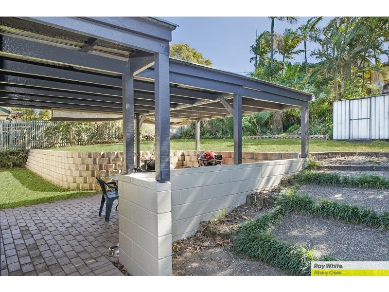 7 Folkstone Avenue, Albany Creek QLD 4035