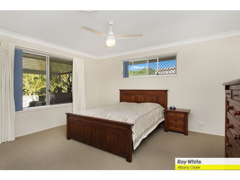 1 Wuruma Place, Albany Creek QLD 4035