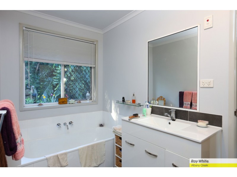 97 View Crescent, Arana Hills QLD 4054