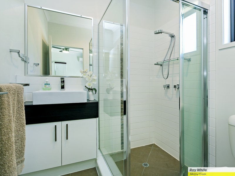 2 Macrusser Circuit, Warner QLD 4500