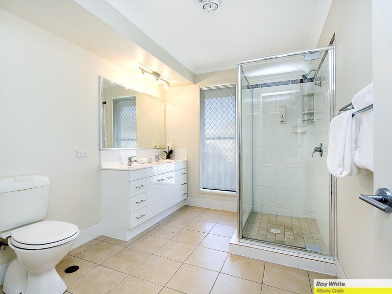 10 Fir Place, Warner QLD 4500